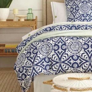 Serena & Lily Blue Medallion Duvet Set (King)